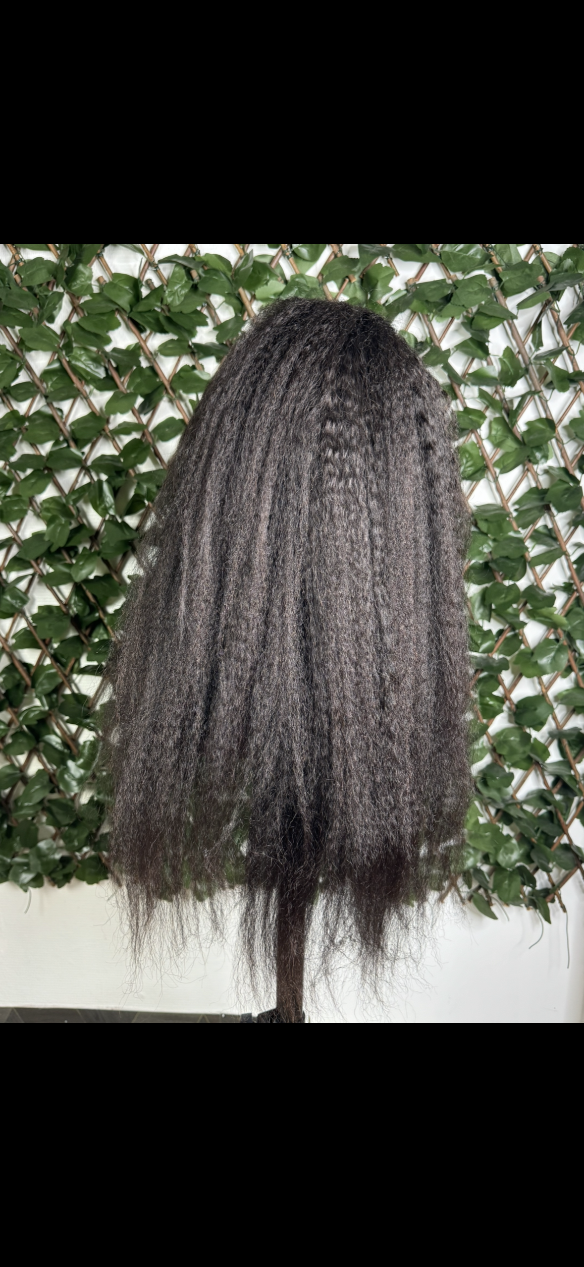 Perruque longue effet afro kinky straight