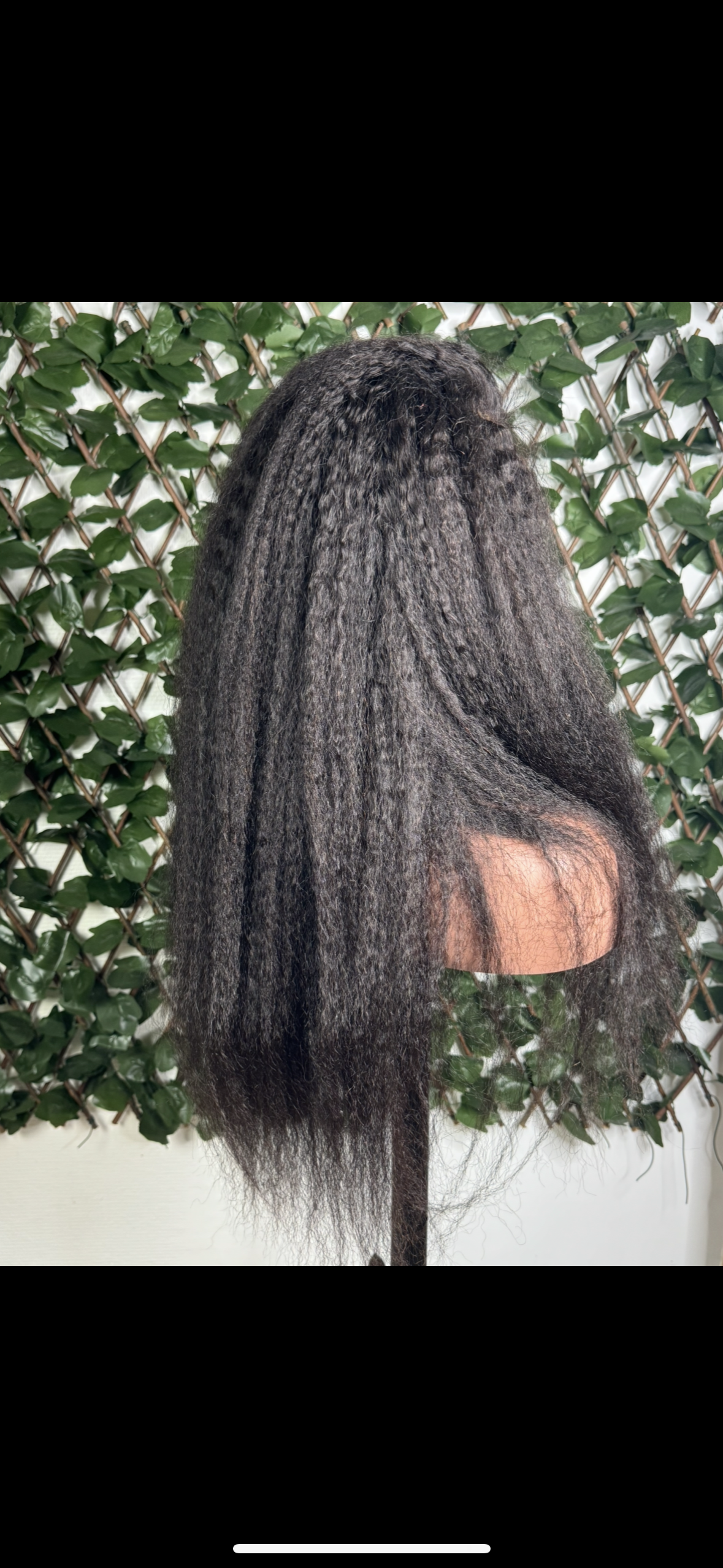 Perruque longue effet afro kinky straight
