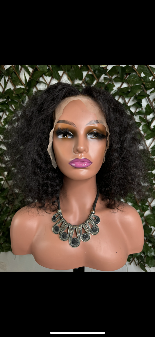 Perruque Carrée Noire – Volume Naturel